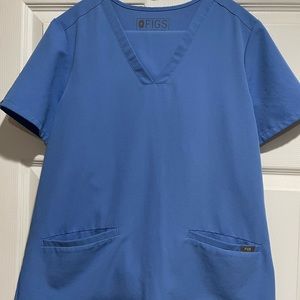 FIGS 3 pocket Casma top, Yola scrub pants- ceil blue, small